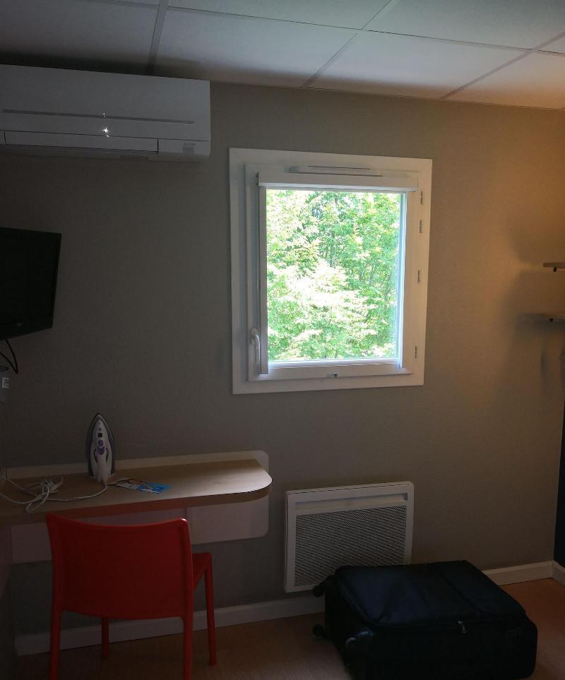 Ibis Budget Cergy St Christophe Exteriör bild