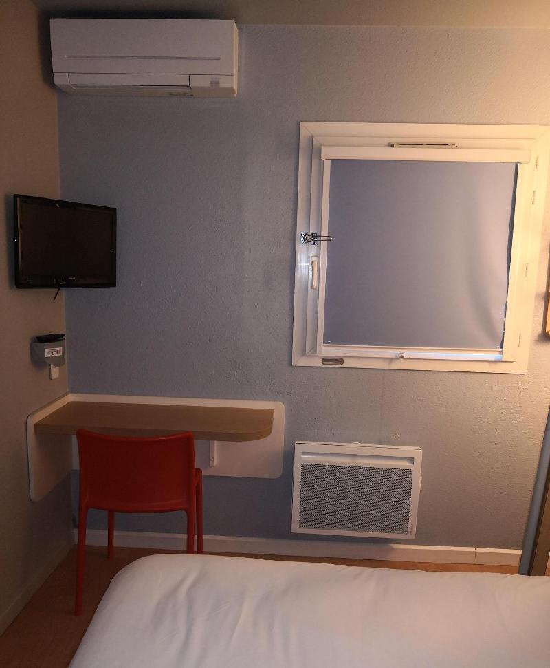 Ibis Budget Cergy St Christophe Exteriör bild