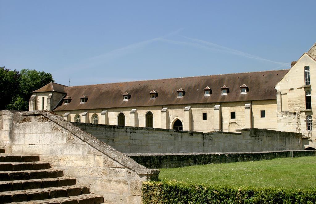 Ibis Budget Cergy St Christophe Exteriör bild