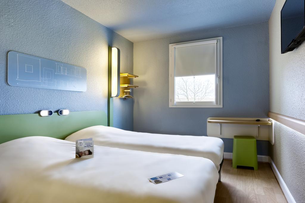 Ibis Budget Cergy St Christophe Exteriör bild